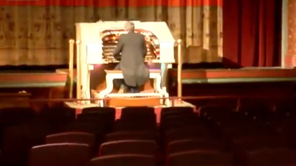 The Heights Theater fell into disrepair in the late 1990s. Now it's turning 100. — WCCO / CBS Minnesota, Shorewood Arts news