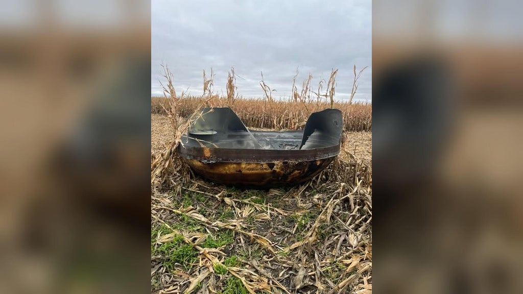 11-foot piece of suspected space debris found in eastern Minnesota cornfield — WCCO / CBS Minnesota, Shorewood Community news