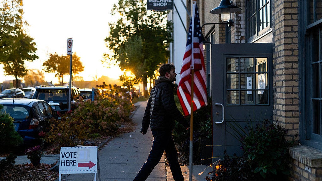 Early in-person voting kicks off in Minnesota: Here's what to know — WCCO / CBS Minnesota, Shorewood Community news
