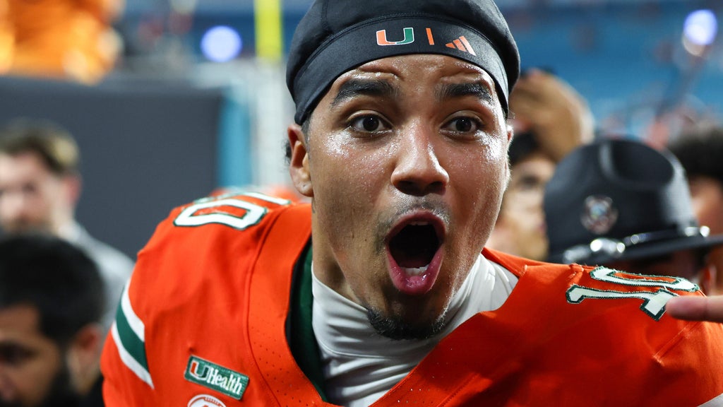 No. 3 Miami downs Florida State 43-35 in double-overtime thriller — CBS Miami, Shorewood Sports news