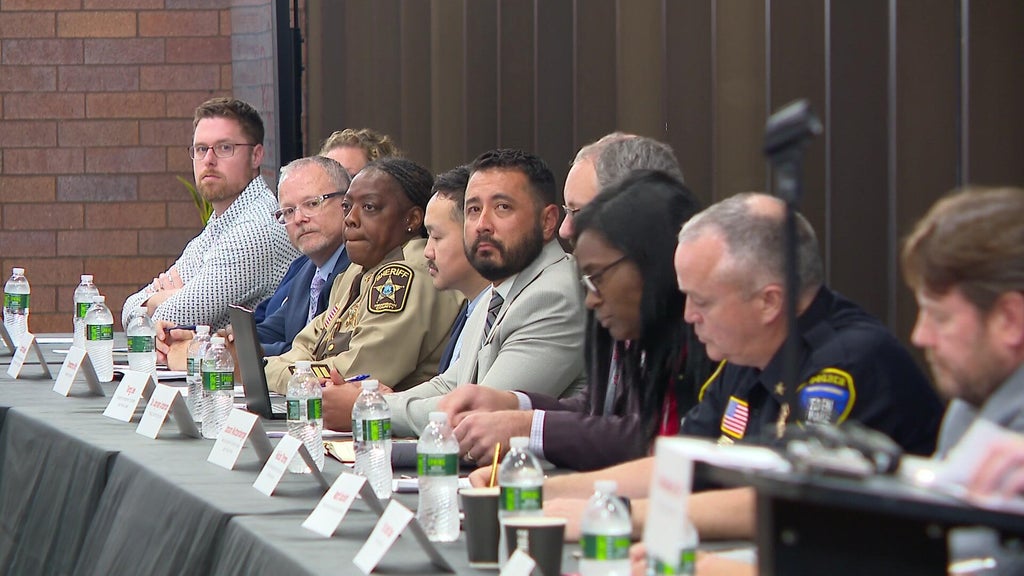 Eden Prairie school, law enforcement leaders hold community meeting weeks after homecoming shooting — Shorewood Schools news