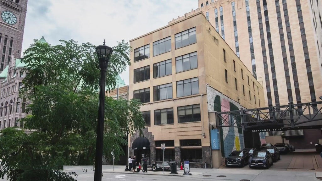 CEO who experienced homelessness as a child opens new Minneapolis family shelter — WCCO / CBS Minnesota, Shorewood Government news