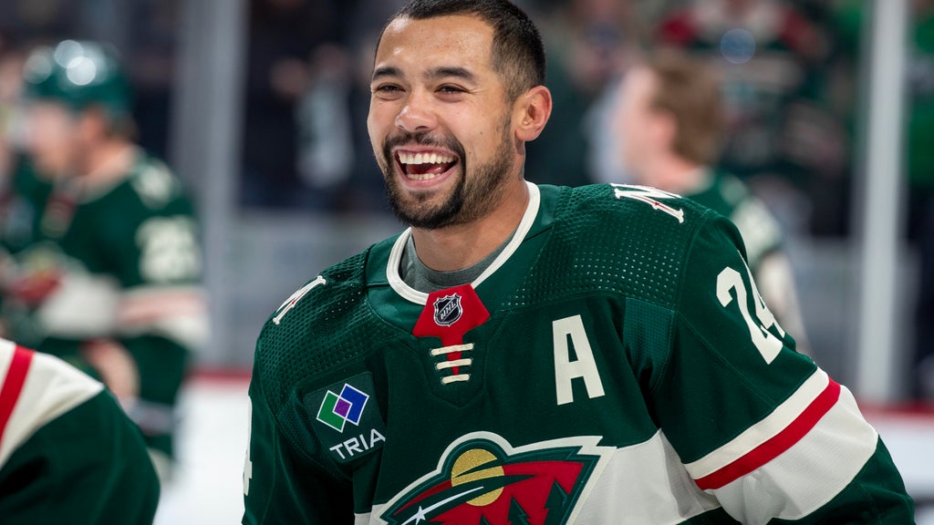 Defenseman Mathew Dumba retiring after 13 NHL seasons with 5 different teams — WCCO / CBS Minnesota, Shorewood Sports news