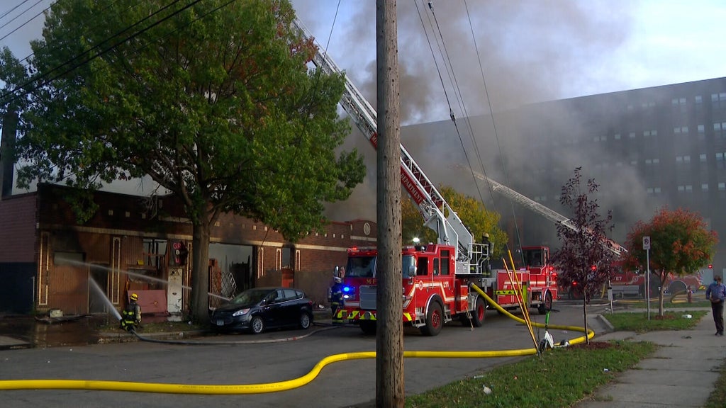 2 Minneapolis firefighters hurt in East Franklin Avenue business fire — WCCO / CBS Minnesota, Shorewood Health news