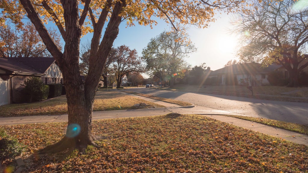 Warm, dry stretch continues Monday in the Twin Cities — WCCO / CBS Minnesota, Shorewood Community news