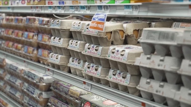 Bad vibes or big warning? The disconnect between consumer sentiment and actual spending keeps growing — KARE 11 Local, Shorewood Community news