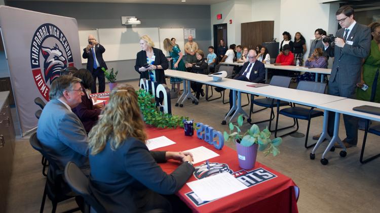 Killeen high school hosts signing ceremony for jailer program students — KCEN (Central Texas), Shorewood Schools news