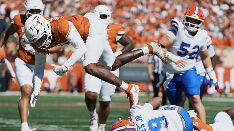Good fortune continues to flip for No. 7 Texas after upset loss to Florida — KENS 5 (San Antonio), Shorewood Sports news