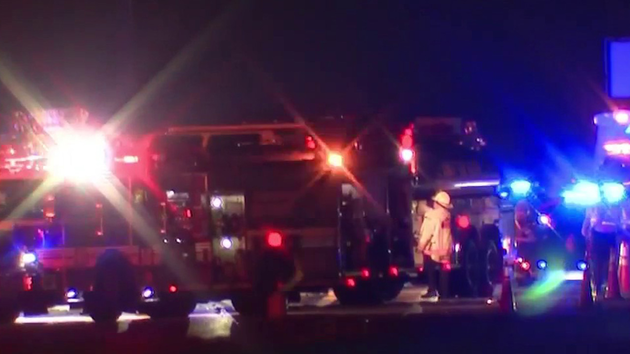 Florida Turnpike crash kills 6, including 3 siblings headed to Halloween Horror Nights — Shorewood Community news