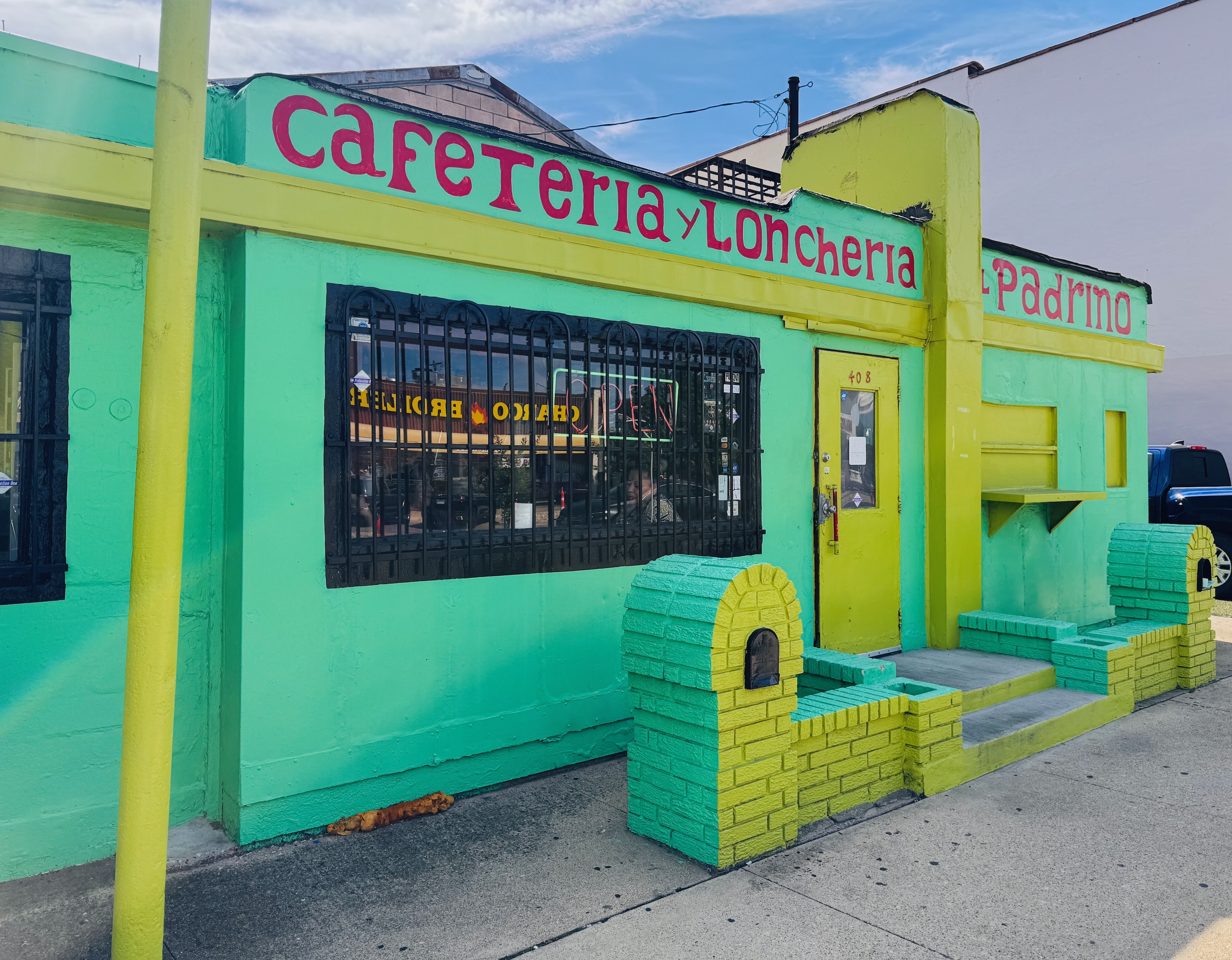 Will Jefferson Boulevard lose its soul to the Bishop Arts District? — Dallas Observer, Shorewood Dining news